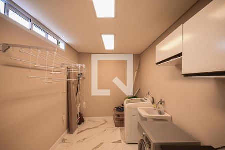 Casa de condomínio à venda com 372m², 4 quartos e 6 vagasÁrea de Serviço