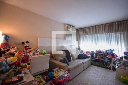 Casa de condomínio à venda com 372m², 4 quartos e 6 vagasSuíte 3