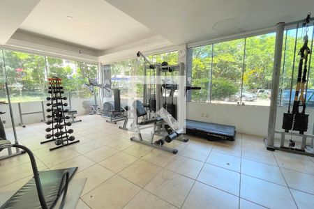 Apartamento à venda com 79m², 2 quartos e 1 vaga Apartamento à venda com 79m², 2 quartos e 1 vagaÁrea comum - Academia