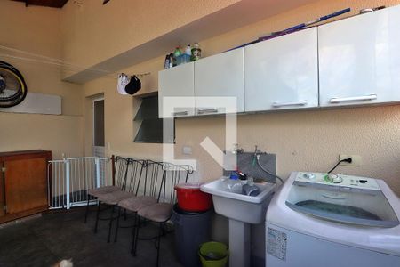 Apartamento à venda com 100m², 2 quartos e 2 vagasÁrea de Serviço