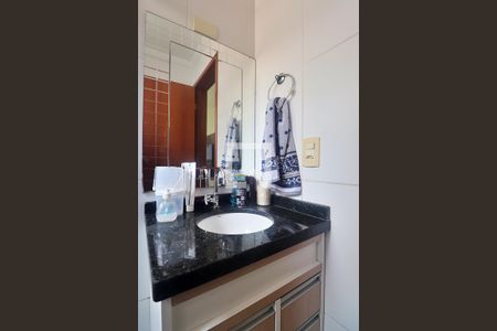 Apartamento à venda com 100m², 2 quartos e 2 vagasBanheiro Social