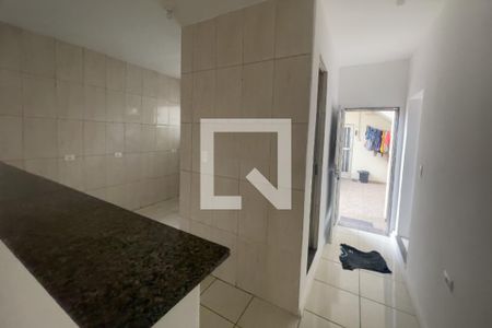 Cozinha de casa para alugar com 1 quarto, 45m² em Centro, Duque de Caxias