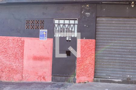 Casa para alugar com 60m², 1 quarto e sem vaga Casa para alugar com 60m², 1 quarto e sem vagaFachada