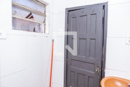 Banheiro de casa para alugar com 1 quarto, 60m² em Jardim Penha, São Paulo