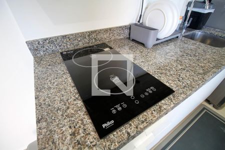 Cozinha de kitnet/studio para alugar com 1 quarto, 32m² em Pinheiros, São Paulo