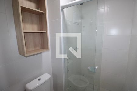 Banheiro da Suíte de apartamento para alugar com 3 quartos, 70m² em Todos Os Santos, Rio de Janeiro