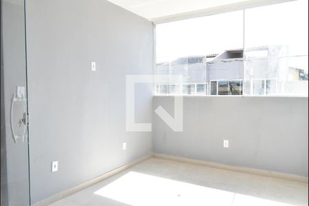 Sala de casa para alugar com 2 quartos, 50m² em Campo Grande, Rio de Janeiro