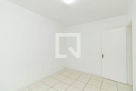 Quarto de apartamento para alugar com 2 quartos, 57m² em Morro Santana, Porto Alegre