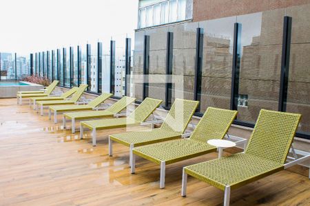 Studio à venda com 25m², 0 quarto e sem vagaPiscina