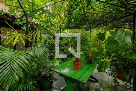 Casa de condomínio à venda com 169m², 3 quartos e 2 vagas Casa de condomínio à venda com 169m², 3 quartos e 2 vagasJardim