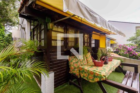 Casa de condomínio à venda com 169m², 3 quartos e 2 vagas Casa de condomínio à venda com 169m², 3 quartos e 2 vagasVaranda Quarto 1