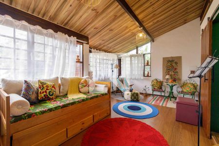 Casa de condomínio à venda com 169m², 3 quartos e 2 vagas Casa de condomínio à venda com 169m², 3 quartos e 2 vagasSuíte