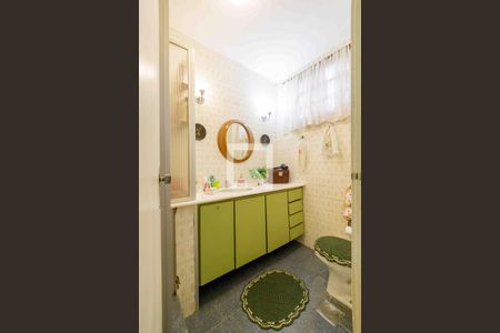 Casa de condomínio à venda com 169m², 3 quartos e 2 vagas Casa de condomínio à venda com 169m², 3 quartos e 2 vagasBanheiro Social