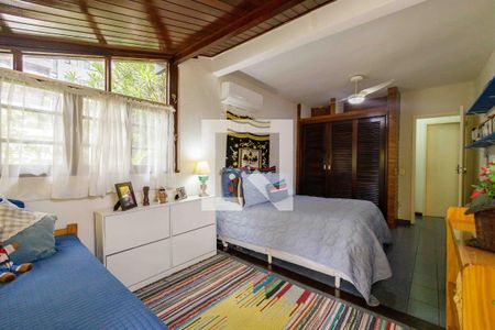 Casa de condomínio à venda com 169m², 3 quartos e 2 vagas Casa de condomínio à venda com 169m², 3 quartos e 2 vagasQuarto 1