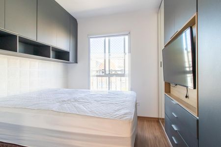 Quarto 1 de apartamento para alugar com 3 quartos, 68m² em Capão Raso, Curitiba