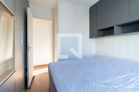 Quarto 1 de apartamento para alugar com 3 quartos, 68m² em Capão Raso, Curitiba