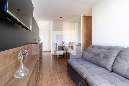 Sala de apartamento para alugar com 3 quartos, 68m² em Capão Raso, Curitiba