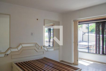 Quarto 1 de apartamento para alugar com 4 quartos, 123m² em Medianeira, Porto Alegre