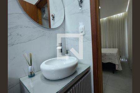 Apartamento para alugar com 76m², 2 quartos e 1 vagaBanheiro Social