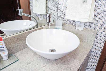 Apartamento à venda com 63m², 2 quartos e 1 vagaBanheiro