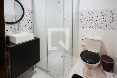 Casa de condomínio à venda com 105m², 3 quartos e 2 vagasBanheiro Social