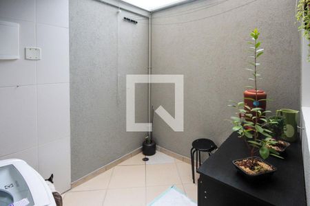 Casa de condomínio à venda com 105m², 3 quartos e 2 vagasÁrea de Serviço