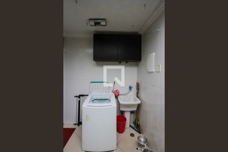 Casa de condomínio à venda com 105m², 3 quartos e 2 vagasÁrea de Serviço