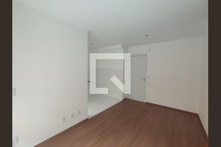Sala de apartamento para alugar com 2 quartos, 8m² em Pechincha, Rio de Janeiro