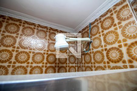 Apartamento para alugar com 51m², 2 quartos e sem vagaChuveiro