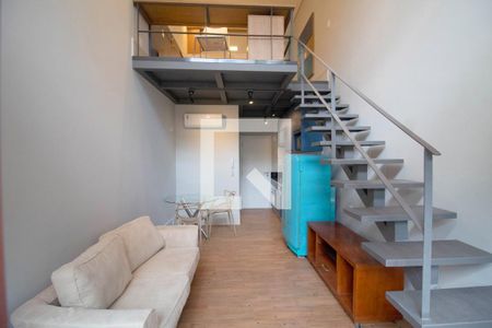 Sala de apartamento para alugar com 1 quarto, 42m² em Jardim das Bandeiras, São Paulo