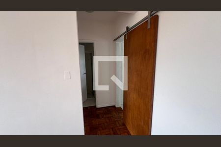 Acesso  de apartamento à venda com 1 quarto, 60m² em Pinheiros, São Paulo