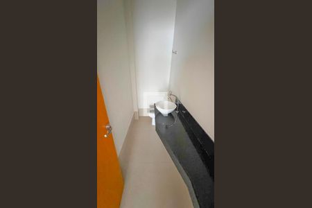 Apartamento à venda com 184m², 4 quartos e 2 vagasLavabo