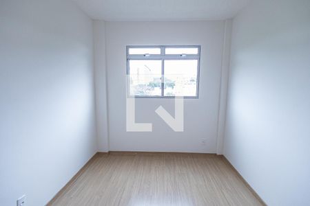 Quarto 2 de apartamento para alugar com 2 quartos, 49m² em Indaiá, Belo Horizonte