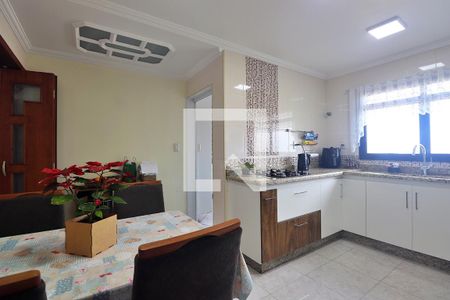 Apartamento à venda com 143m², 3 quartos e 2 vagasCozinha