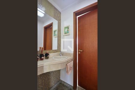 Apartamento à venda com 143m², 3 quartos e 2 vagasBanheiro Social