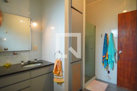 Casa à venda com 591m², 5 quartos e 3 vagasBanheiro 