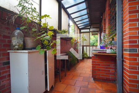 Pátio  de casa à venda com 5 quartos, 591m² em Boa Vista, Porto Alegre