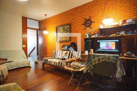 Casa à venda com 591m², 5 quartos e 3 vagasSala 