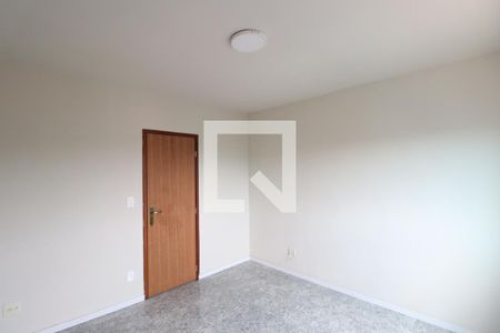 Quarto 1 de apartamento para alugar com 2 quartos, 52m² em Galo Branco, São Gonçalo