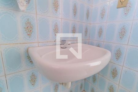 Apartamento para alugar com 60m², 2 quartos e sem vaga Apartamento para alugar com 60m², 2 quartos e sem vagaBanheiro