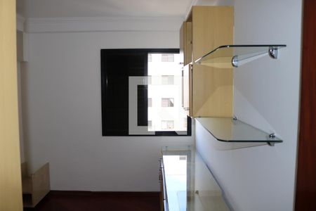 Apartamento à venda com 200m², 4 quartos e 3 vagasQuarto 2