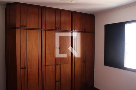 Apartamento à venda com 200m², 4 quartos e 3 vagasQuarto 4