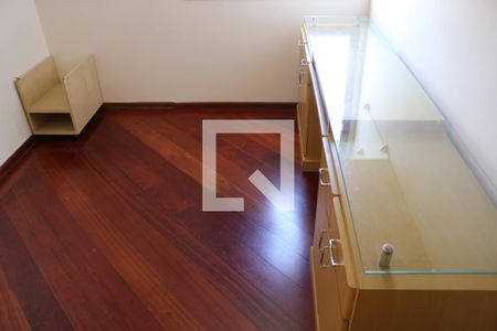 Apartamento à venda com 200m², 4 quartos e 3 vagasQuarto 2