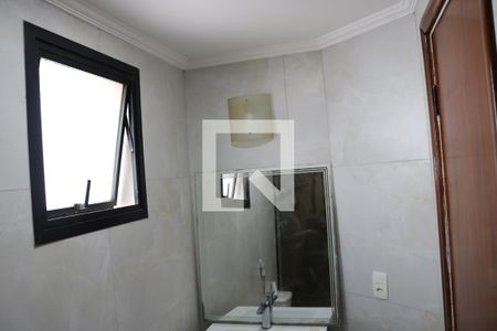 Apartamento à venda com 200m², 4 quartos e 3 vagasBanheiro 2