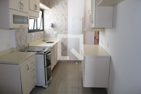 Cozinha de apartamento à venda com 4 quartos, 200m² em Sumaré, São Paulo