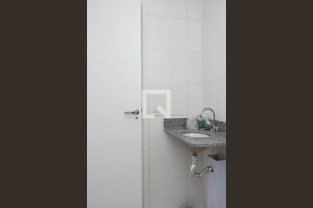 Banheiro de kitnet/studio à venda com 1 quarto, 25m² em Butantã, São Paulo