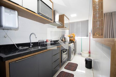 Apartamento à venda com 54m², 2 quartos e 1 vaga Apartamento à venda com 54m², 2 quartos e 1 vagaCozinha e Área de Serviço