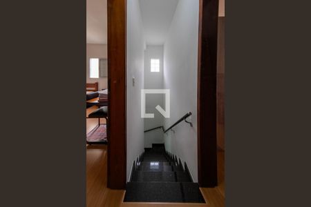 Escada de casa à venda com 2 quartos, 87m² em Vila Prudente, São Paulo