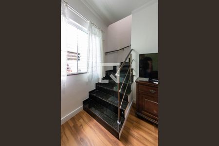 Escada de casa à venda com 2 quartos, 87m² em Vila Prudente, São Paulo