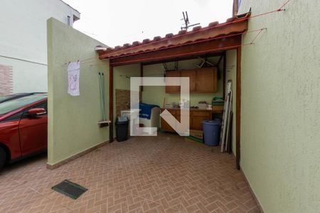 Casa à venda com 87m², 2 quartos e 2 vagasQuintal